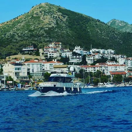 Botel Motoryacht